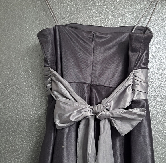 Vintage Gun Metal & Silver Formal Dress   Size 5/6 - Picture 11 of 13